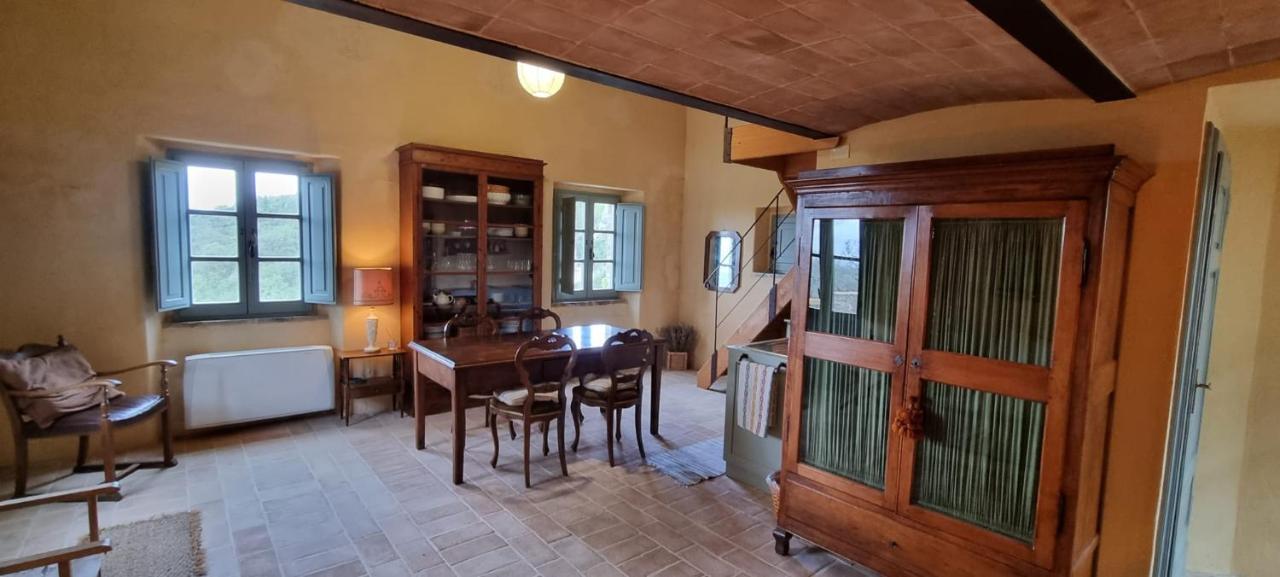 モントーネ Borgo Cardaneto Bed & Breakfast エクステリア 写真