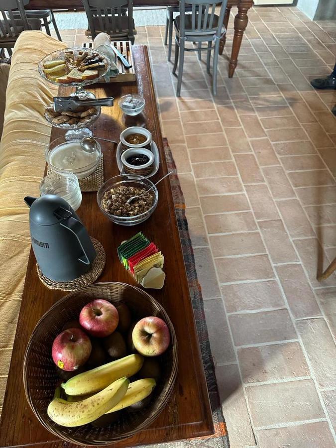 モントーネ Borgo Cardaneto Bed & Breakfast エクステリア 写真