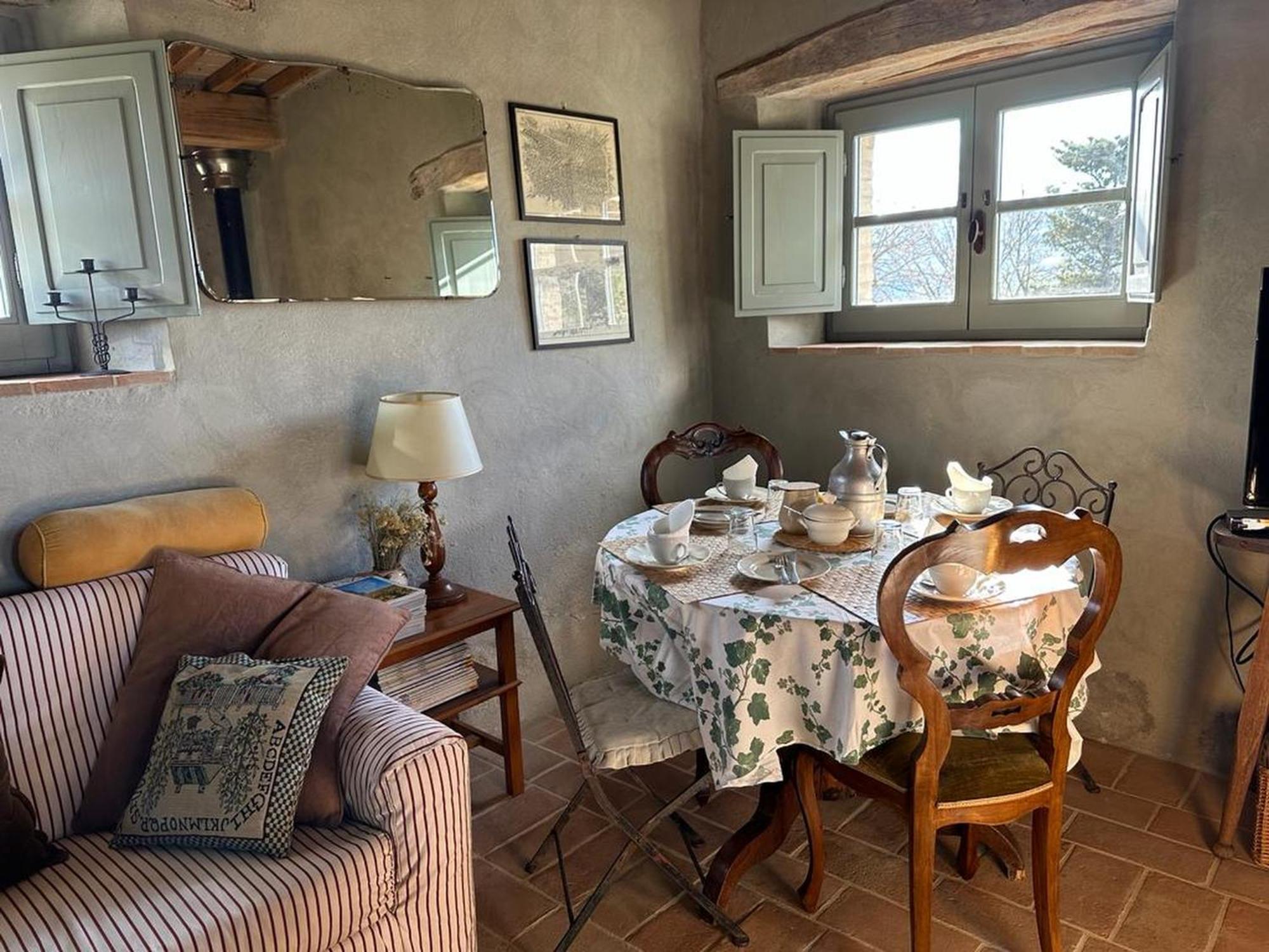 モントーネ Borgo Cardaneto Bed & Breakfast エクステリア 写真